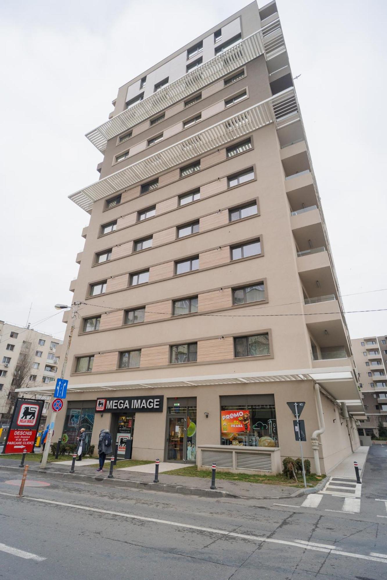 Central Apartments With City View & Large Balcony 布加勒斯特 外观 照片